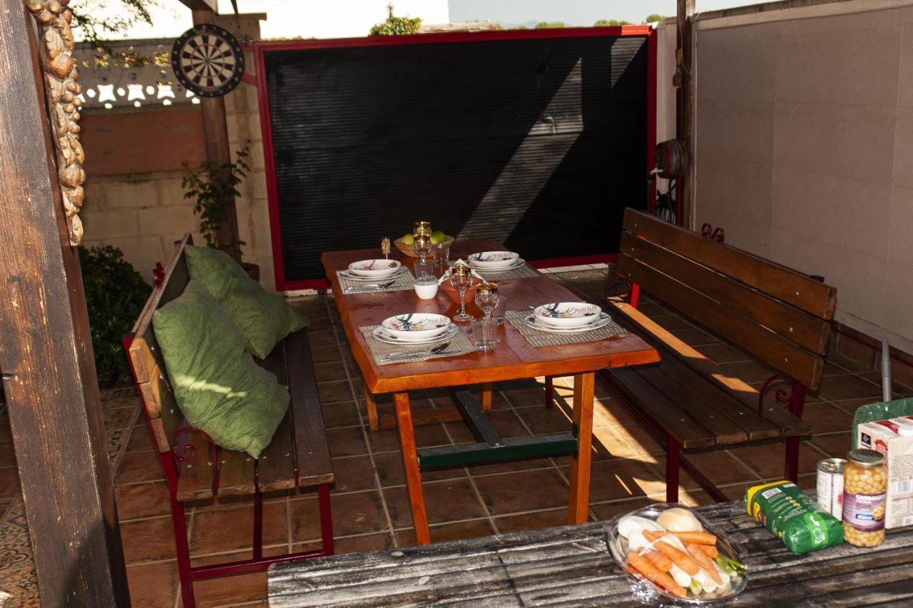 La Casa De Huespedes Apartamento Puebla de Vallbona Exterior foto