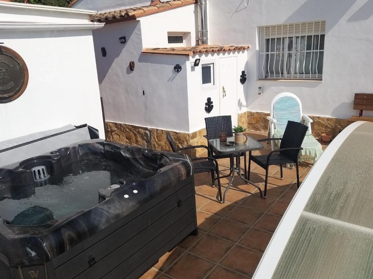 La Casa De Huespedes Apartamento Puebla de Vallbona Exterior foto