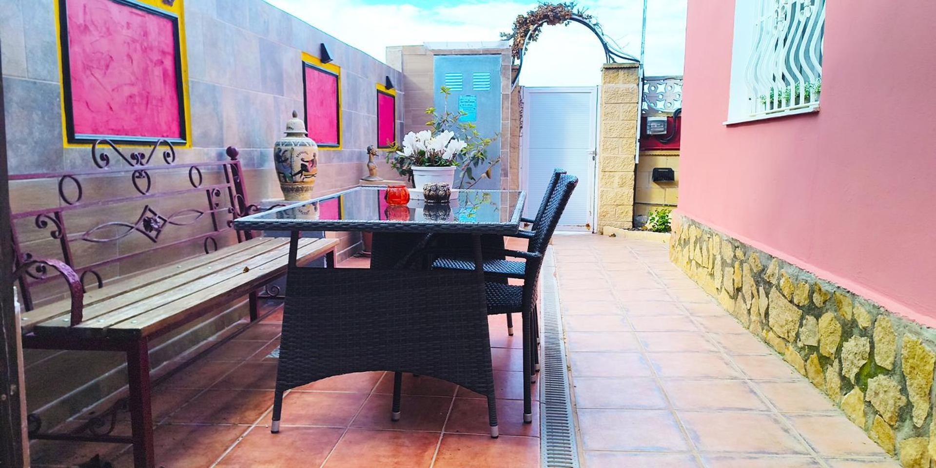 La Casa De Huespedes Apartamento Puebla de Vallbona Exterior foto